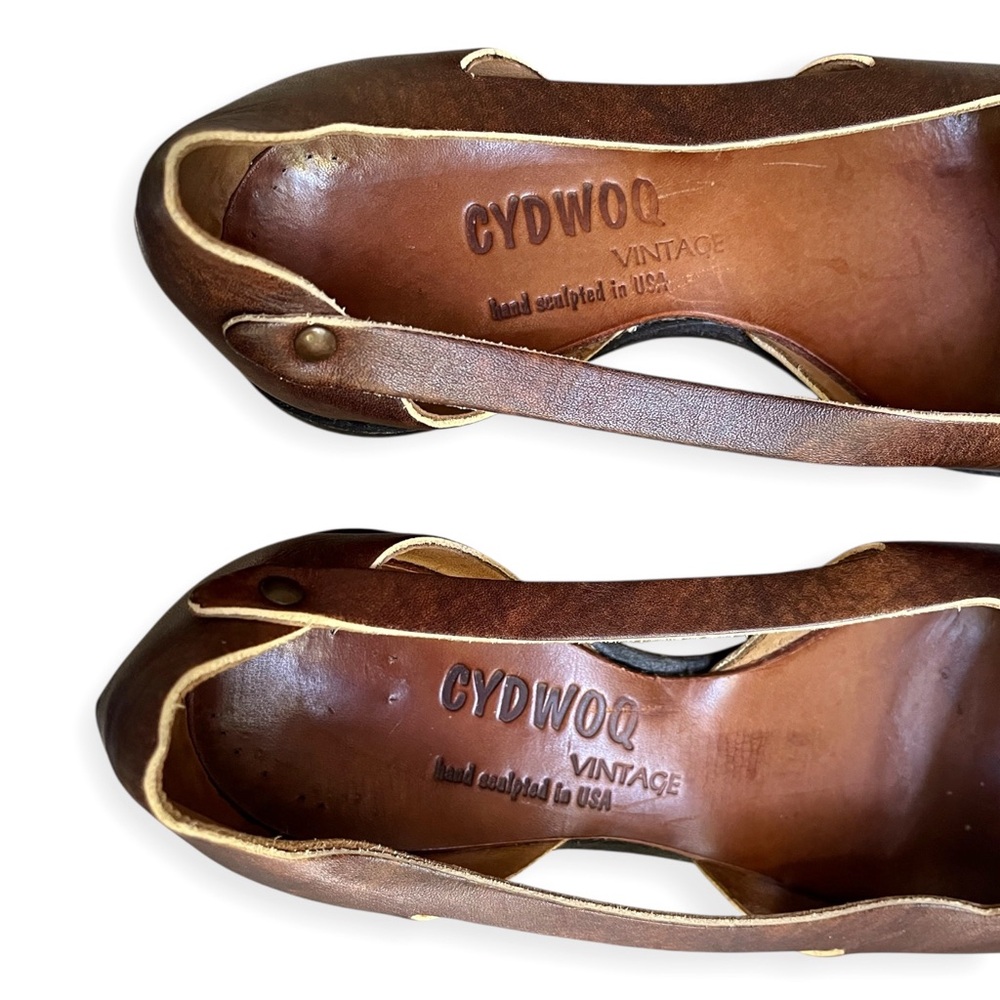Cydwoq Vintage Shoe, sz EU 37, MSRP $354 - Picture 5 of 16